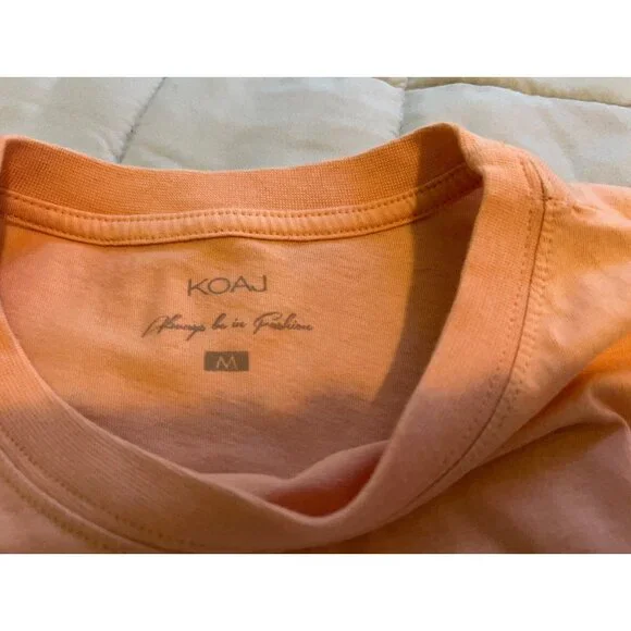 Cropped Top ~ Oversized~Women~Tee Shirt~Peach Size M - Picture 8 of 11
